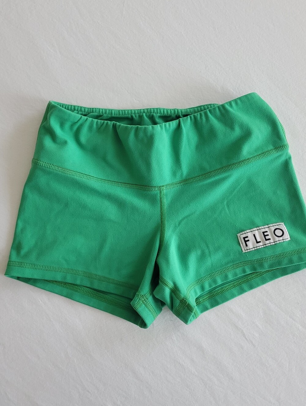 FLEO Apex Contour 3.25" Inseam Green Size XS